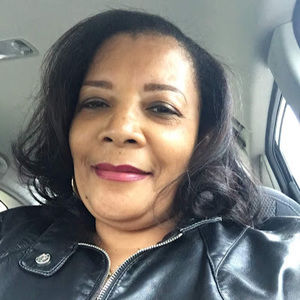 Meet your Posher, Lynette